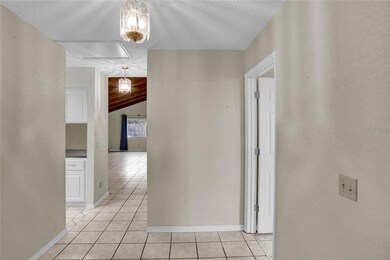 1803 Columbia Dr, Winter Haven, FL 33881 - photo 4