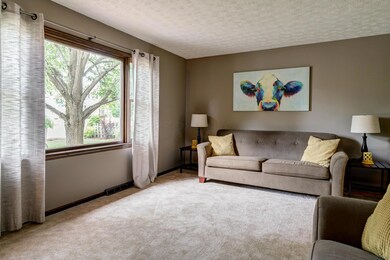 1236 Slade Ave, Columbus, OH 43235 - photo 3