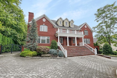 99 Buttonwood Rd, Staten Island, NY 10304 - photo 2