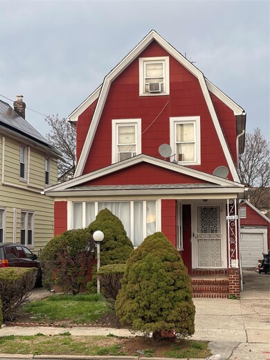 10925 208th St, Queens Village, NY 11429 - photo 3