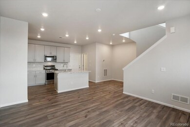 6357 N Netherland Ct, Aurora, CO 80019 - photo 2