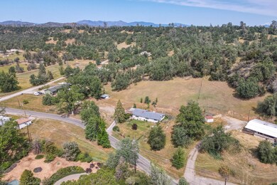520 Branstetter Ln, Redding, CA 96001 - photo 7