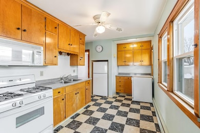 1008 Scheffer Ave, Saint Paul, MN 55102 - photo 7