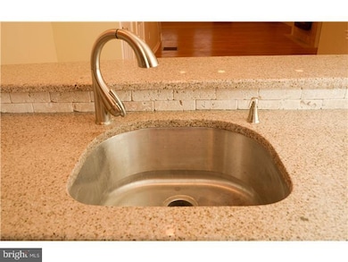 118 S 51st St, Philadelphia, PA 19139 - photo 5