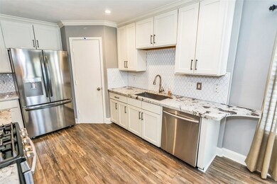 8838 Rainesville Ln, Houston, TX 77075 - photo 4