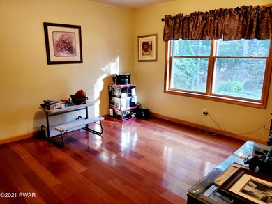 133 Surrey Dr, Blooming Grove Township, PA 18428 - photo 7