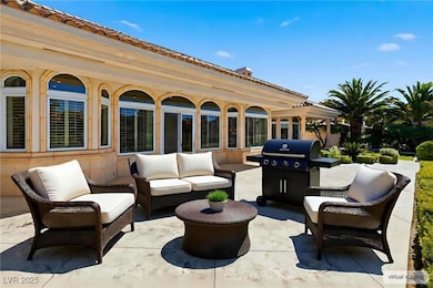 2017 Eagle Trace Way, Las Vegas, NV 89117 - photo 4