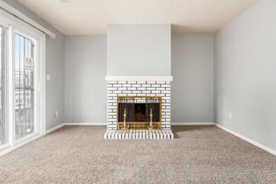 S - 3057 Clairpoint Way - 005