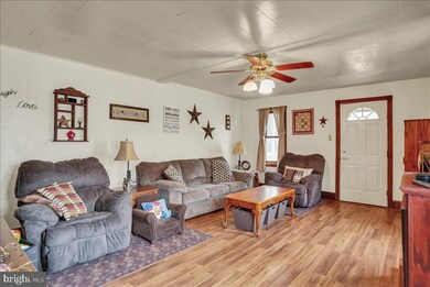 3321 Fremont St, Reading, PA 19605 - photo 4