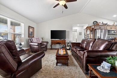 200 Daylily Dr, Sparta, TN 38583 - photo 7