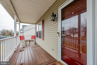 607 Cinnamon Tree Ct, Catonsville, MD 21228 - photo 2