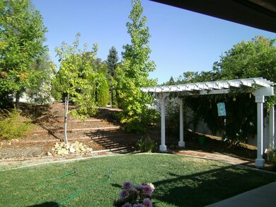 Lawn to gazebo
