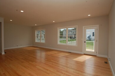 14 Chesterfield Ln unit 9A, Londonderry, NH 03053 - photo 6