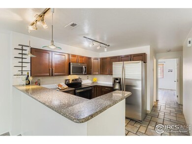 Breakfast Bar, Newer Lighting