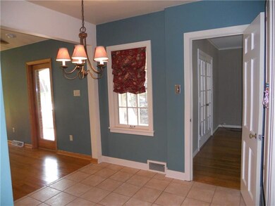 breakfast area - many possibilities