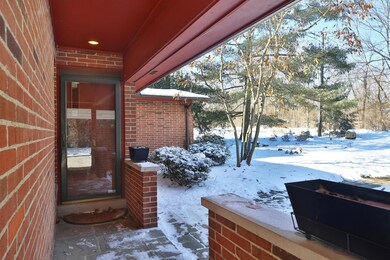 6077 Olentangy River Rd, Worthington, OH 43085 - photo 2