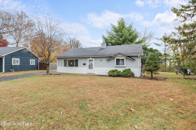 54 Independence Rd, Toledo, OH 43607 - photo 2