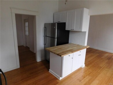1305 E 4th St unit 1RE, Bethlehem, PA 18015 - photo 3