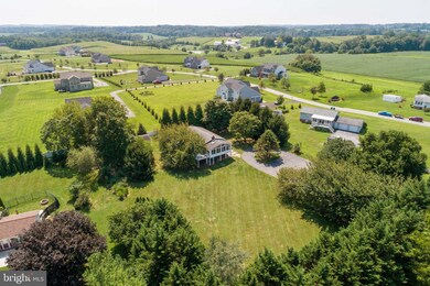 6603 Senecca Ln, Sykesville, MD 21784 - photo 7