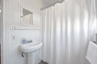 1509 Enid St unit D, Houston, TX 77009 - photo 7