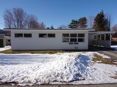 29 Shaw Cir, Northfield, VT 05663 - photo 2