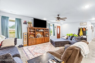 3365 Pea Ridge Rd, Liberty, TN 37095 - photo 2