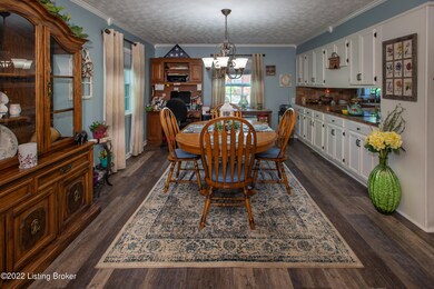 8232 Delido Rd, Louisville, KY 40219 - photo 3