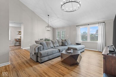 3645 Greenway Ct, Columbus, IN 47203 - photo 7