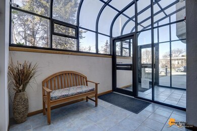 Common Entry Foyer