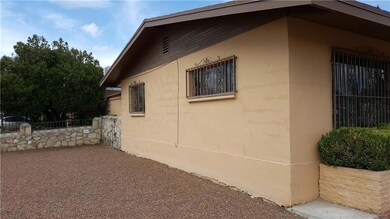 1401 Arlington St, El Paso, TX 79915 - photo 7