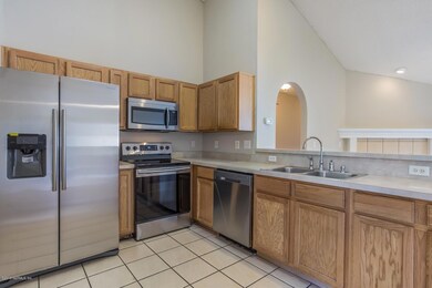 10843 Natalie Ash Dr, Jacksonville, FL 32218 - photo 5