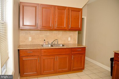 128 S 6th Ave, Reading, PA 19611 - photo 7