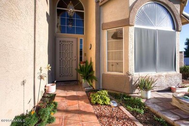 8429 W Willowbrook Drive-small-003-Exter