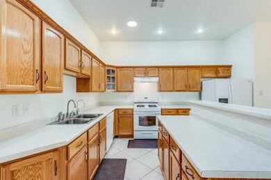 13781 Paseo Verde Dr, El Paso, TX 79928 - photo 7