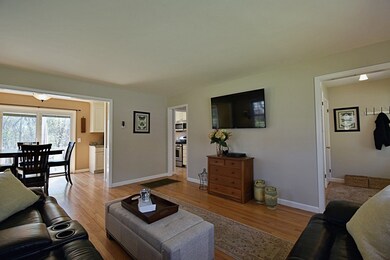 20 E Main St, Southborough, MA 01772 - photo 6