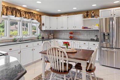 77 Summit Dr, Cranston, RI 02920 - photo 6