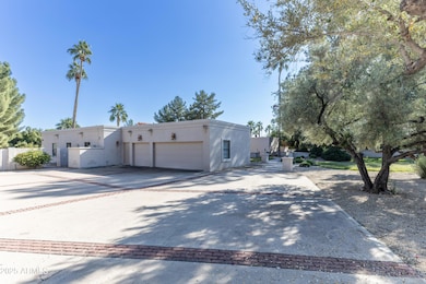 8815 N Invergordon Rd, Paradise Valley, AZ 85253 - photo 4