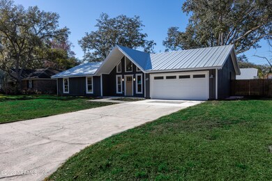 1116 Hamlet Ct-3