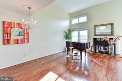 13945 Baton Rouge Ct, Centreville, VA 20121 - photo 3