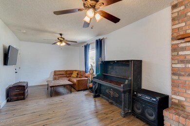 255 N Williams, Mesa, AZ 85203 - photo 7