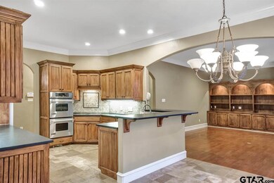 3637 3637 Woods Blvd, Tyler, TX 75707 - photo 7