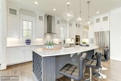 8845 Tuckerman Ln, Potomac, MD 20854 - photo 5