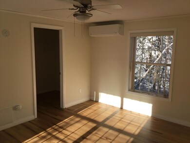 Gerry S. photo bedroom with walk-in clos