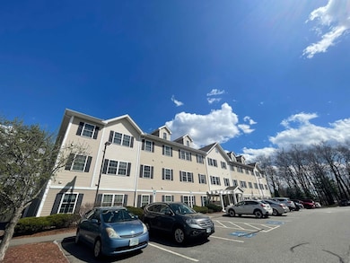 30 Sentinel Ct unit 301, Manchester, NH 03103 - photo 4