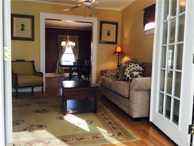 Come on in! You're going to feel right at home in 