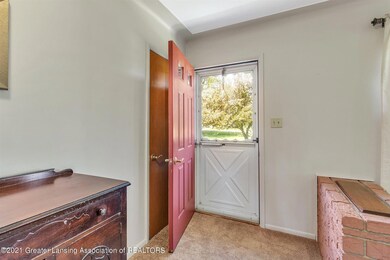 06-7323 W howe Rd-Windowstill-Real-Estat