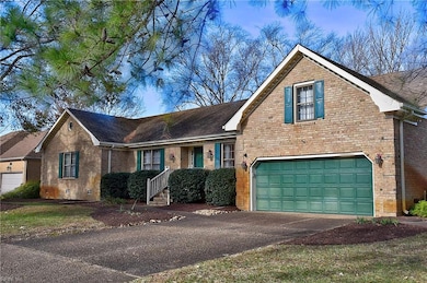 1924 Grayfalcon Dr, Norfolk, VA 23518 - photo 3