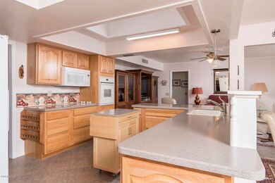 17626 N Calico Dr, Sun City, AZ 85373 - photo 3