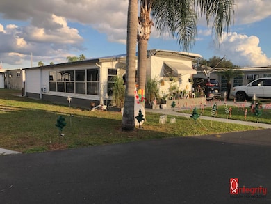 5148 Peninsula St, Zephyrhills, FL 33541 - photo 3