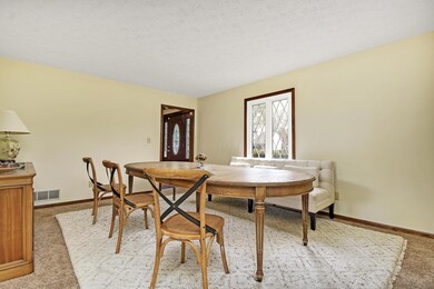 7711 Strathmoore Rd, Dublin, OH 43016 - photo 3